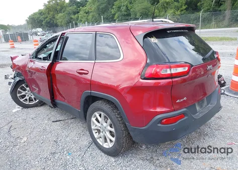 2017 Jeep Cherokee Latitude 4X4 z USA, uszkodzony, nr VIN 1C4PJMCB3HW563746